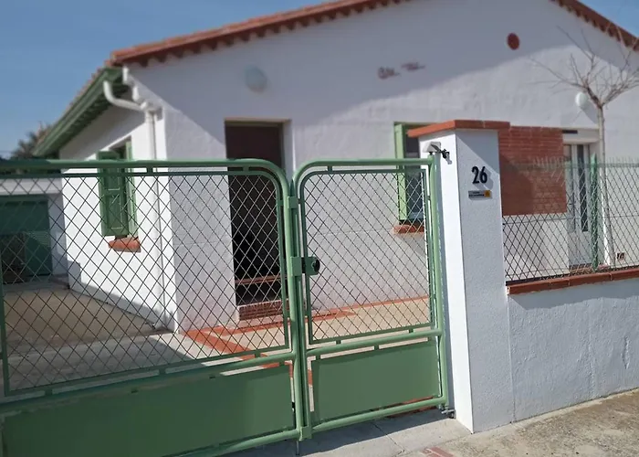 Maison Et Climatises Proche A - Fr-1-696-81